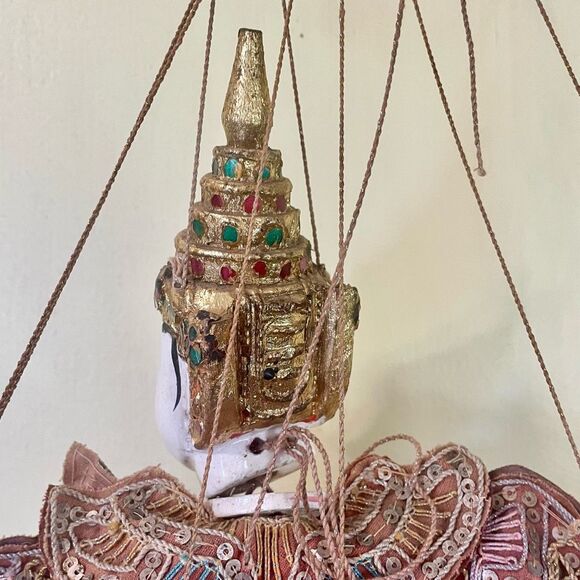 Thai Marionette Puppet 1960s Vintage 23 1/2 Inches, Sequined Traditional Dress, - Picture 9 of 11